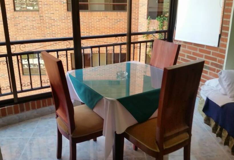 اتاق استاندارد سه نفره, Casa Morales Hotel Internacional Y Centro De Convenciones