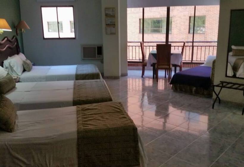 اتاق استاندارد سه نفره, Casa Morales Hotel Internacional Y Centro De Convenciones
