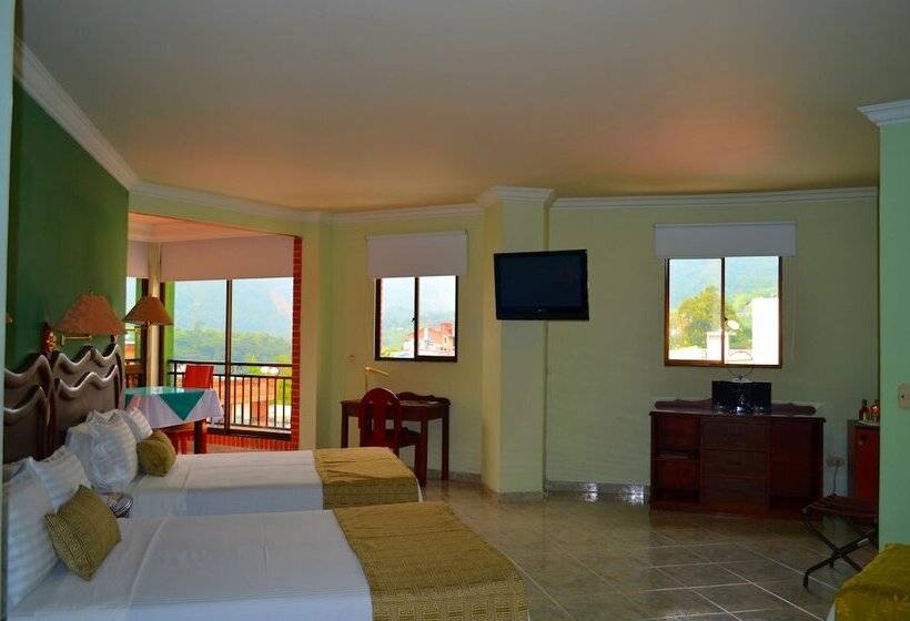 اتاق استاندارد چهار تخته, Casa Morales Hotel Internacional Y Centro De Convenciones