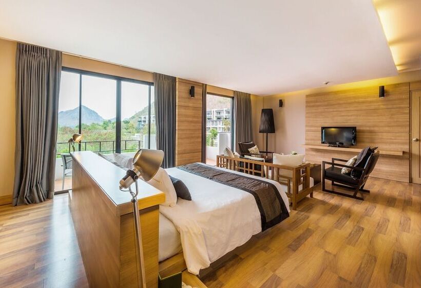 Люкс Классика, The Greenery Resort Khao Yai