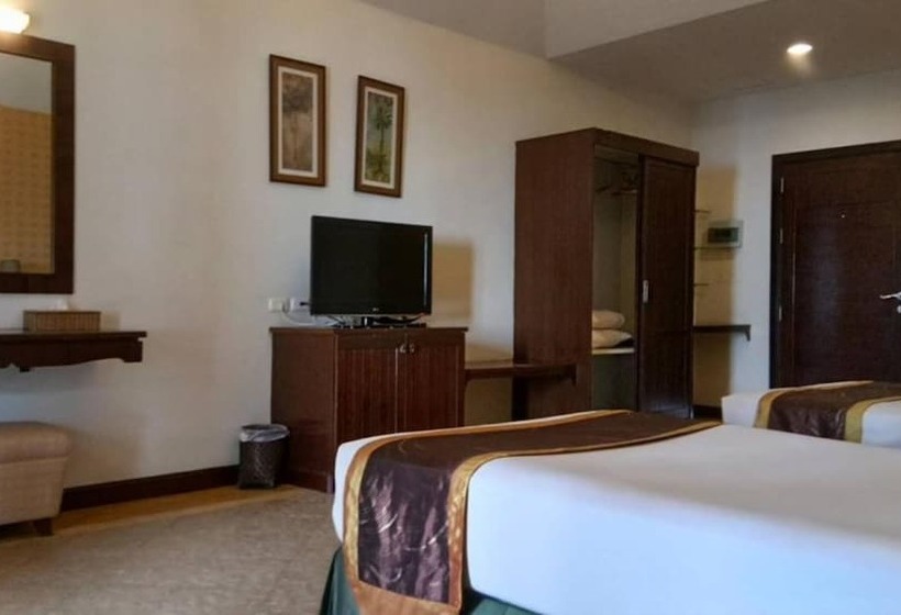 اتاق لوکس با چشم‌انداز دریا, Golden Pine Beach Resort
