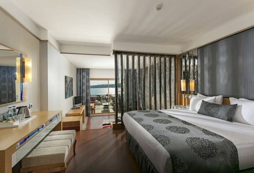 سوییت جونیور, Kefaluka Resort