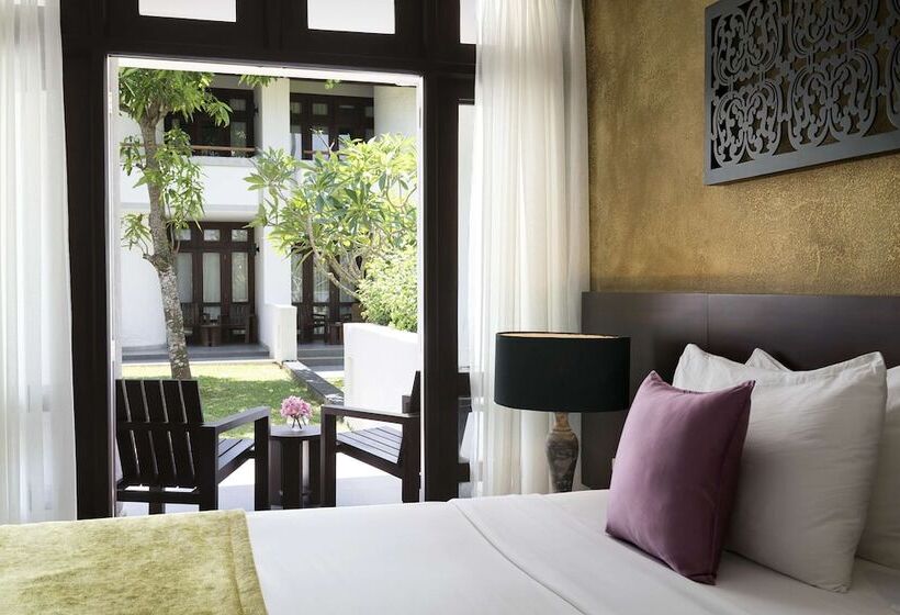 Номер Стандарт Вид на Озеро, Avani Kalutara Resort