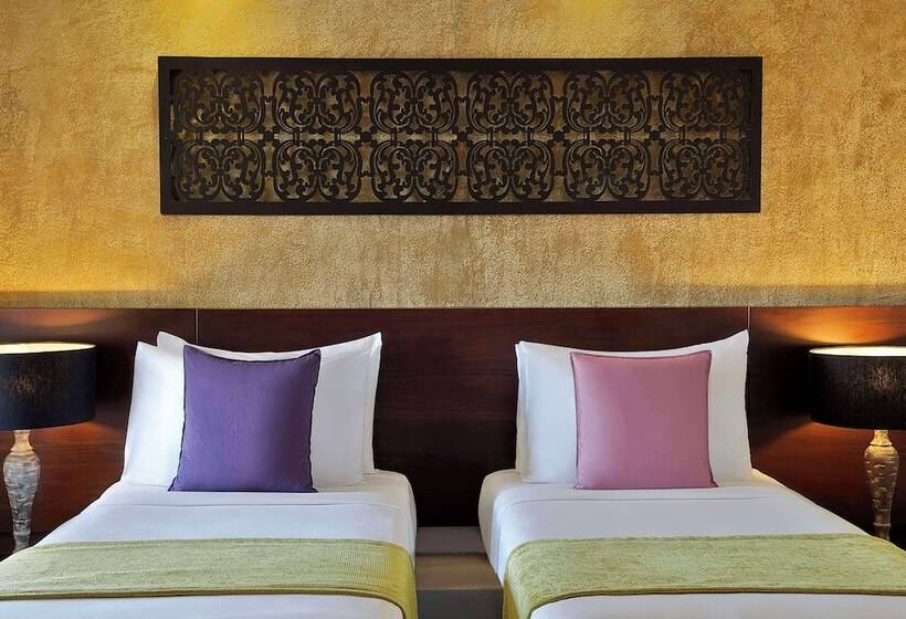 Номер Deluxe Вид на Озеро, Avani Kalutara Resort