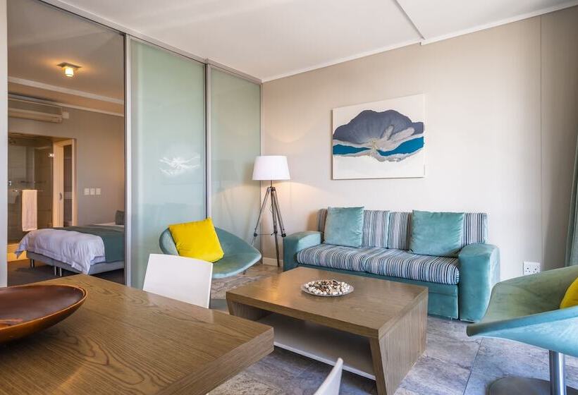 Студия Стандарт, Aha Harbour Bridge Hotel & Suites