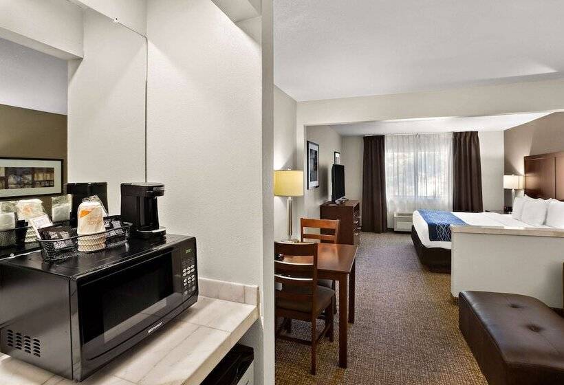 سوییت, Comfort Inn Lacey  Olympia