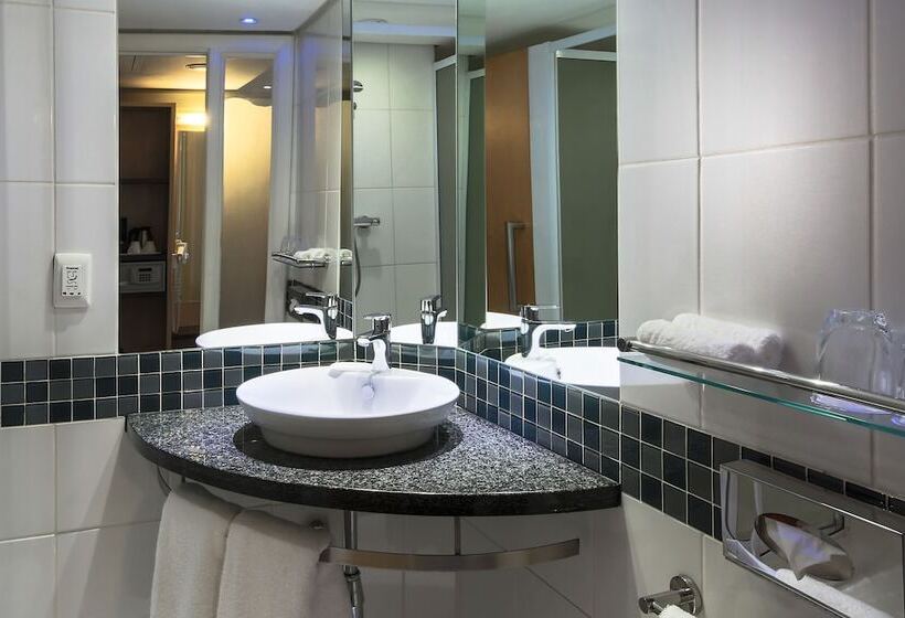 스탠다드 룸 더블 침대, Holiday Inn Express Sandton Woodmead, An Ihg