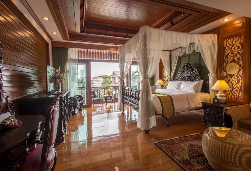 سوئیت جونیور با تخت بزرگ, Villa Sirilanna