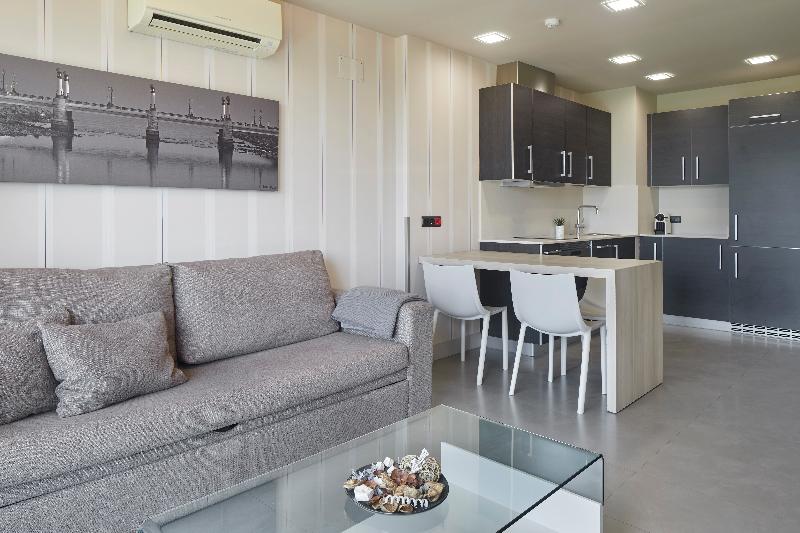 带1个卧室的带阳台的公寓, Irenaz Resort Apartamentos