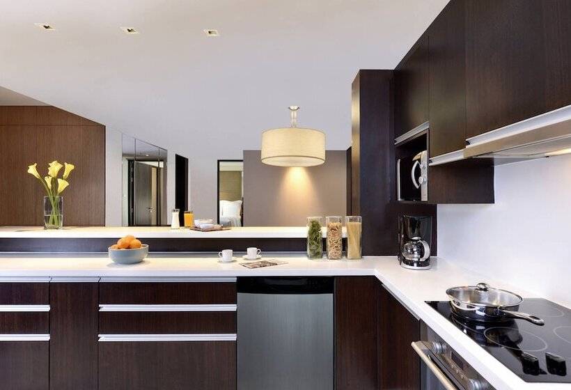 سوئیت دلوکس 2 خوابه, Sathorn Vista Bangkok  Marriott Executive Apartments