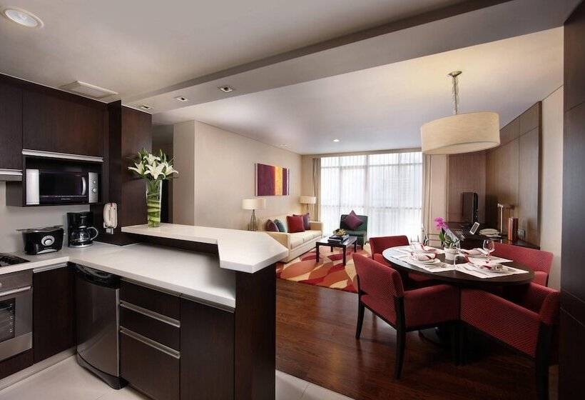 سوئیت دلوکس 2 خوابه, Sathorn Vista Bangkok  Marriott Executive Apartments
