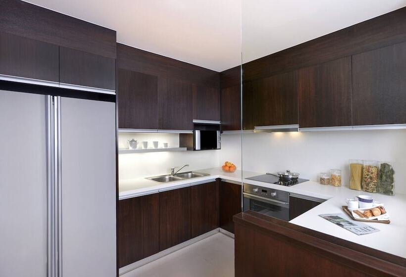 سوئیت دلوکس 3 خوابه, Sathorn Vista Bangkok  Marriott Executive Apartments