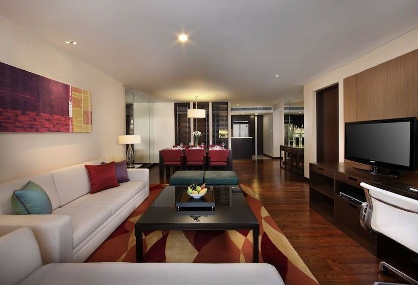 3 Bedroom Suite, Sathorn Vista Bangkok  Marriott Executive Apartments