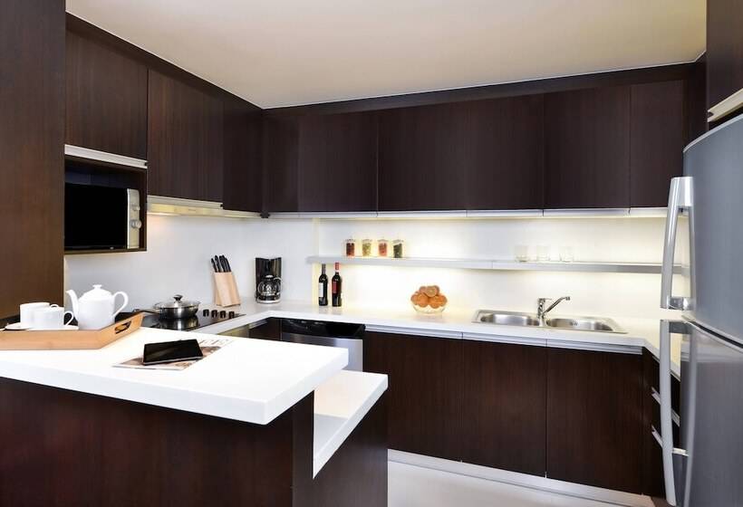 سوئیت پریمیوم, Sathorn Vista Bangkok  Marriott Executive Apartments