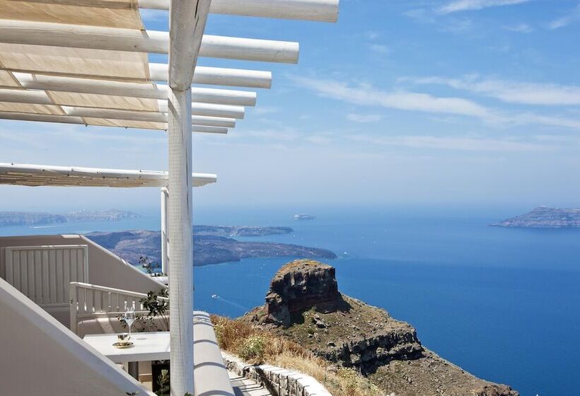 سوئیت جونیور با چشم‌انداز, Gold Suites   Small Luxury Hotels Of The World