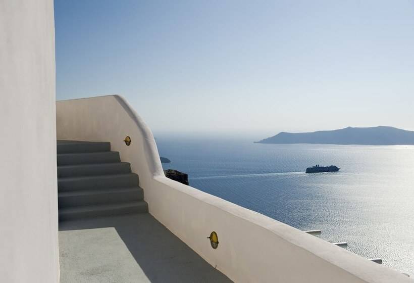 سوئیت دولوکس با چشم‌انداز, Gold Suites   Small Luxury Hotels Of The World