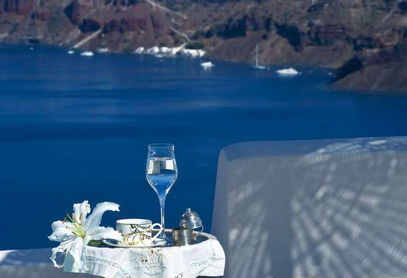 سوئیت دولوکس با چشم‌انداز, Gold Suites   Small Luxury Hotels Of The World