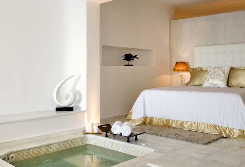 سوئیت با چشم‌انداز, Gold Suites   Small Luxury Hotels Of The World