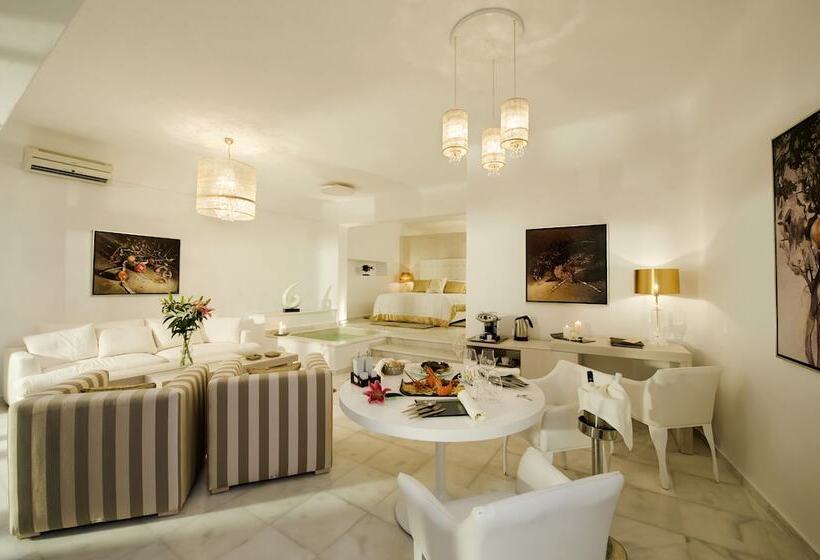 سوئیت با چشم‌انداز, Gold Suites   Small Luxury Hotels Of The World
