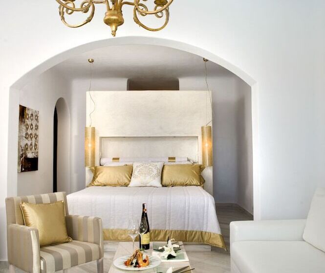 سوئیت دولوکس با چشم‌انداز, Gold Suites   Small Luxury Hotels Of The World