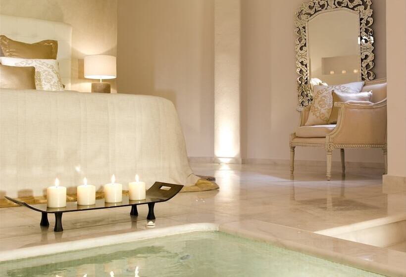 سوئیت با چشم‌انداز, Gold Suites   Small Luxury Hotels Of The World