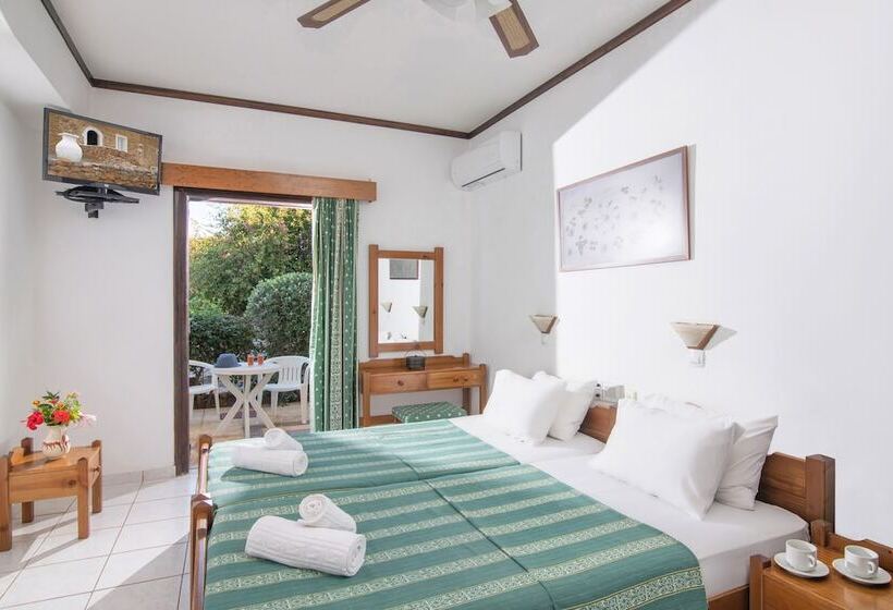 استودیو استاندارد با چشم‌انداز, Iliostasi Beach Apartments