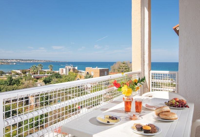 آپارتمان 1 خوابه با چشم‌انداز دریا, Iliostasi Beach Apartments