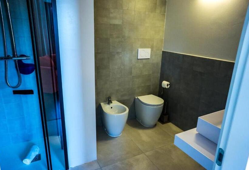 سوییت خانوادگی, Venice Terminal Apartments & Suites