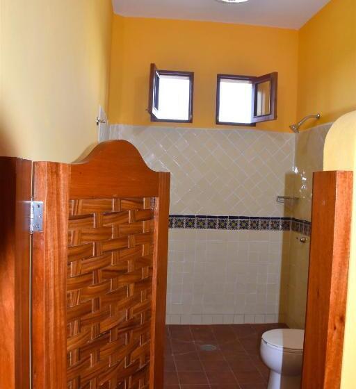 اتاق لوکس با بالکن و چشم‌انداز دریا, Casa Biulú