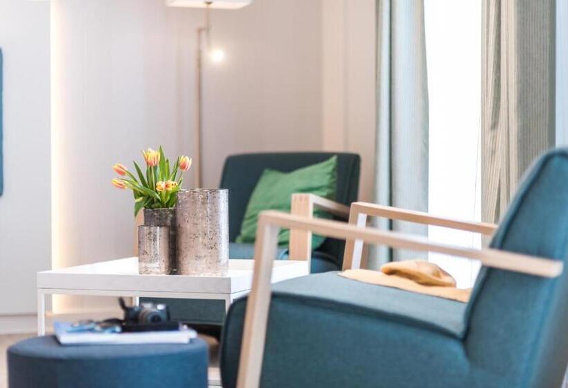 Студия Стандарт, Apartmenthaus Am Park