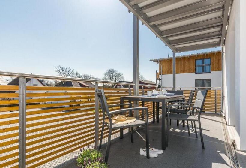 Студия Стандарт, Apartmenthaus Am Park