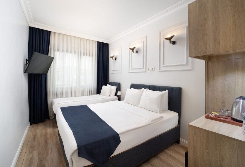اتاق لوکس سه تخته, Elan Hotel Istanbul Pera