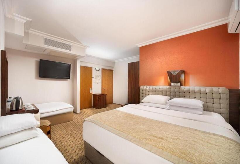 اتاق استاندارد چهار تخته, Elan Hotel Istanbul Pera