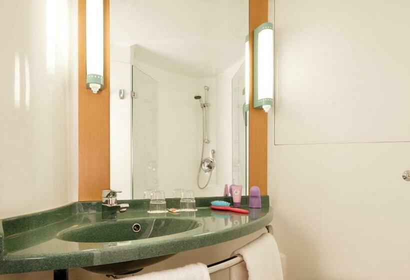 اتاق استاندارد با تخت دوبل, Ibis Milano Malpensa