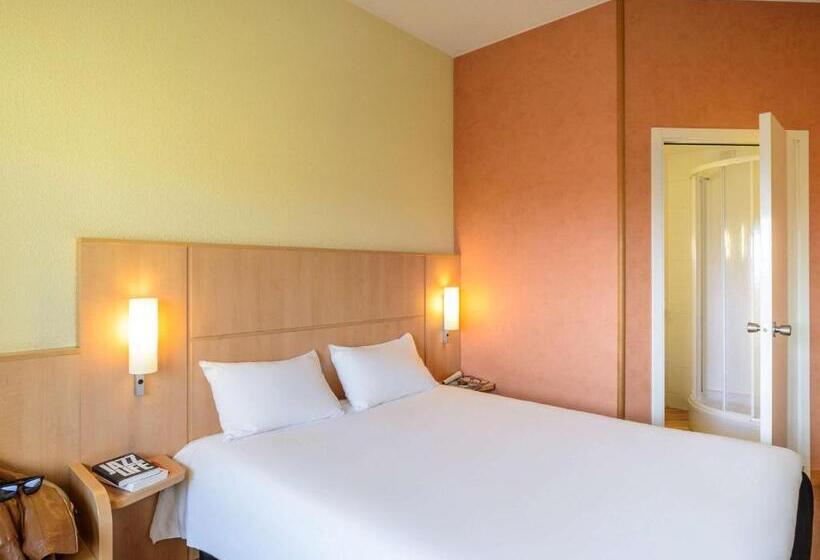 اتاق استاندارد با تخت دوبل, Ibis Milano Malpensa