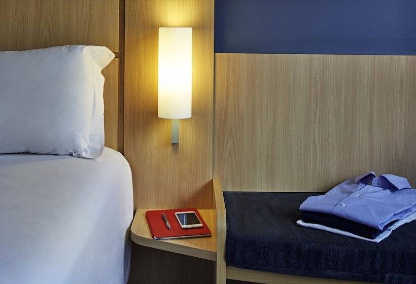 اتاق استاندارد با تخت دوبل, Ibis Milano Malpensa