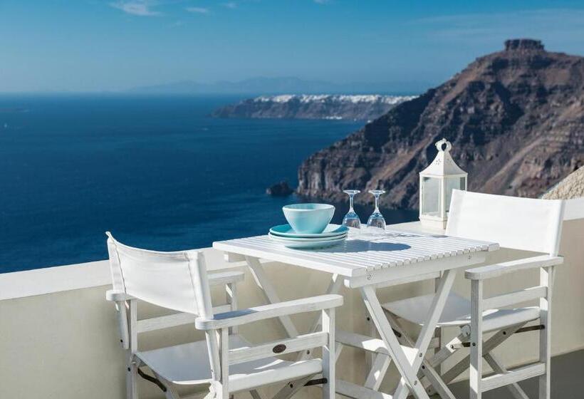 سوئیت با چشم‌انداز, Pantelia Suites