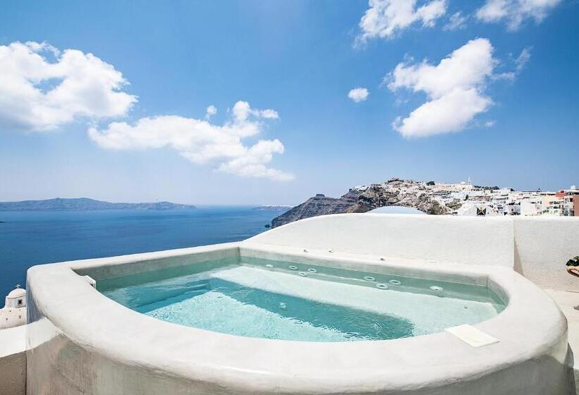 سوئیت با چشم‌انداز, Pantelia Suites