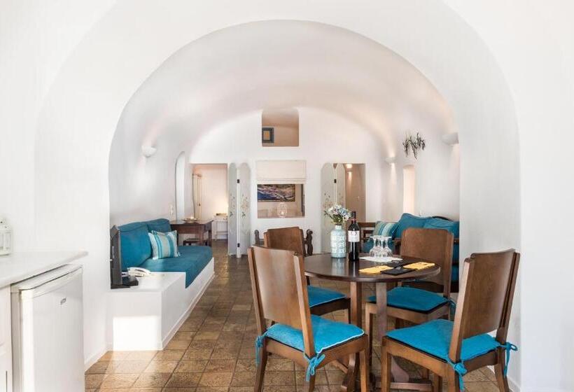 سوئیت اجرایی با مشاهده, Pantelia Suites