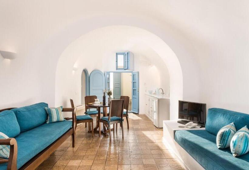 سوئیت اجرایی با مشاهده, Pantelia Suites