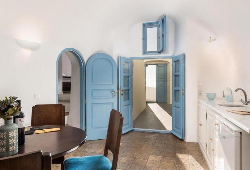 سوئیت اجرایی با مشاهده, Pantelia Suites