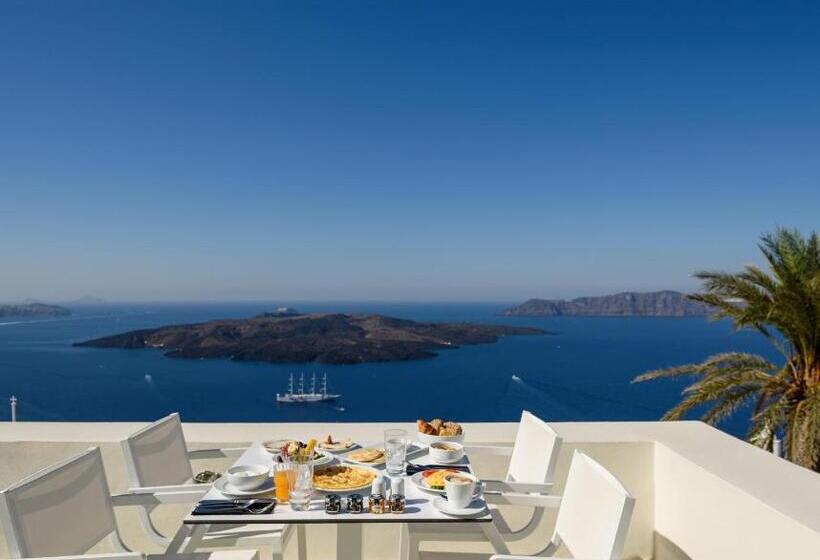 سوئیت جونیور با چشم‌انداز, Pantelia Suites