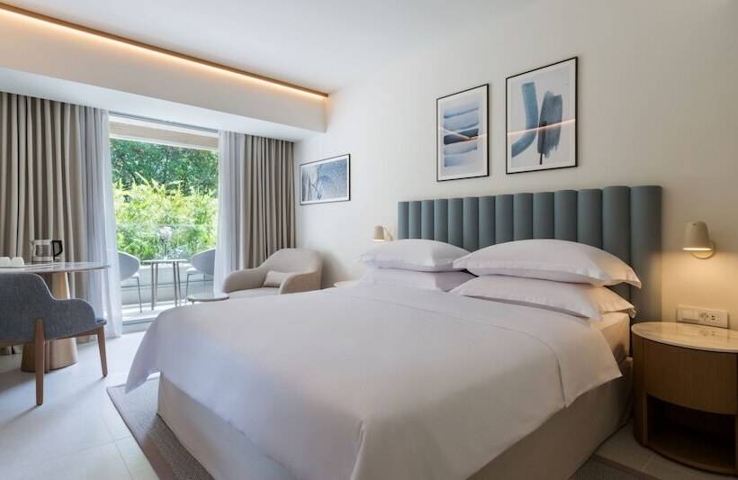 اتاق سوپریور با چشم‌انداز پارک, Bluesun Hotel Soline