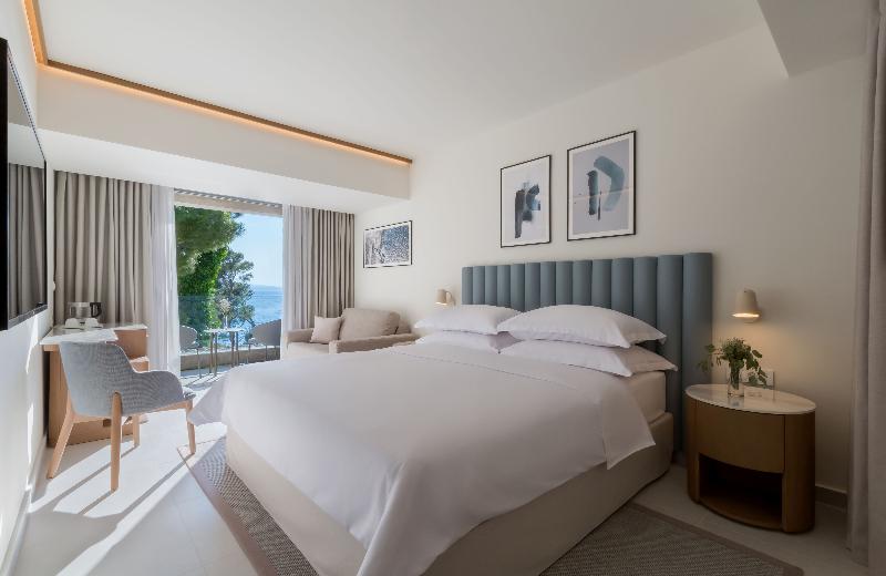 اتاق سوپریور با چشم‌انداز جانبی دریا, Bluesun Hotel Soline