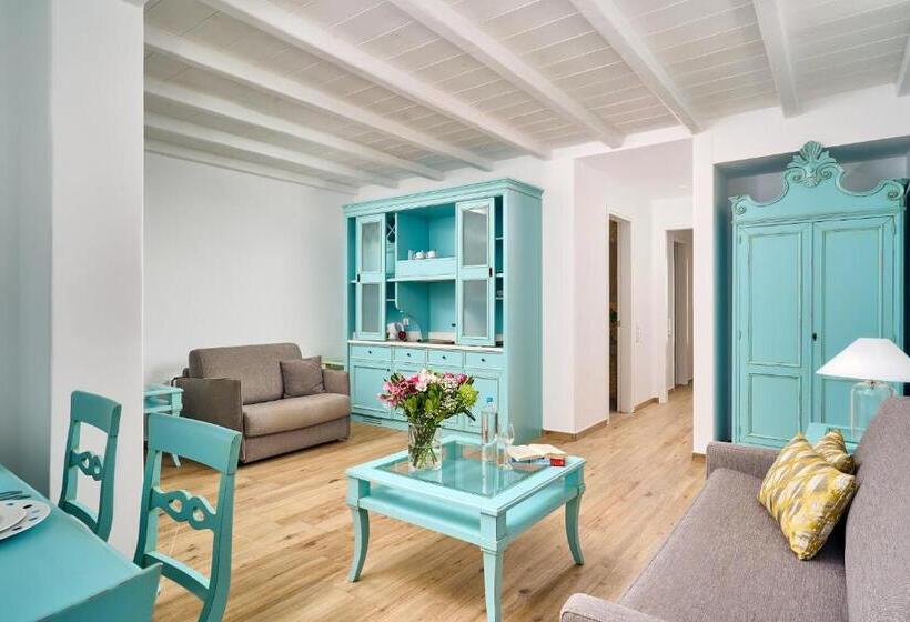 Вилла 3 Спальни с Бассейном, Arte & Mare Elia Luxury Suites And Villas