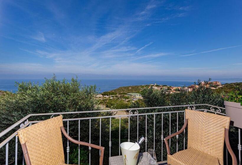 Трехместный Superior Вид на Море, Il Borgo Bagabaga   Exclusive Country Retreat