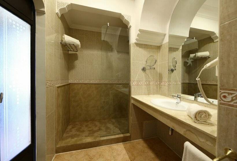 اتاق استاندارد با چشم‌انداز استخر, Iberostar Waves Club Palmeraie Marrakech - All Inclusive