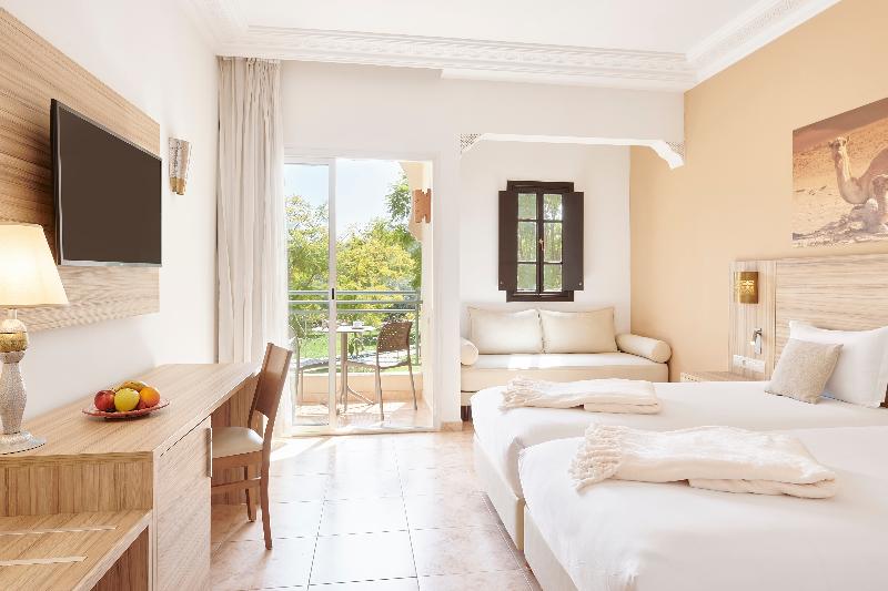اتاق استاندارد با چشم‌انداز استخر, Iberostar Waves Club Palmeraie Marrakech - All Inclusive