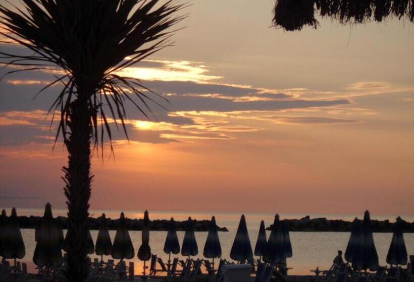 基本间, Mediterraneo Club Benessere