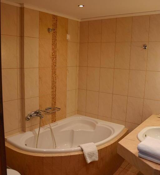 اتاق استاندارد با تخت بزرگ, Nostos